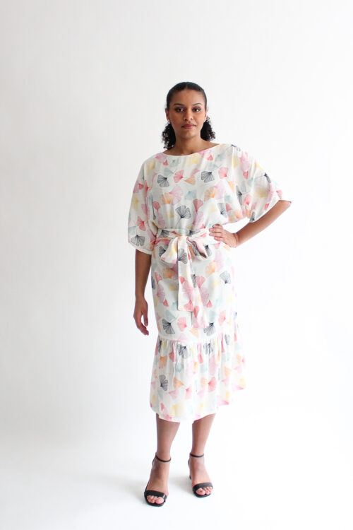 Fan t-shirt ruffle hem dress
