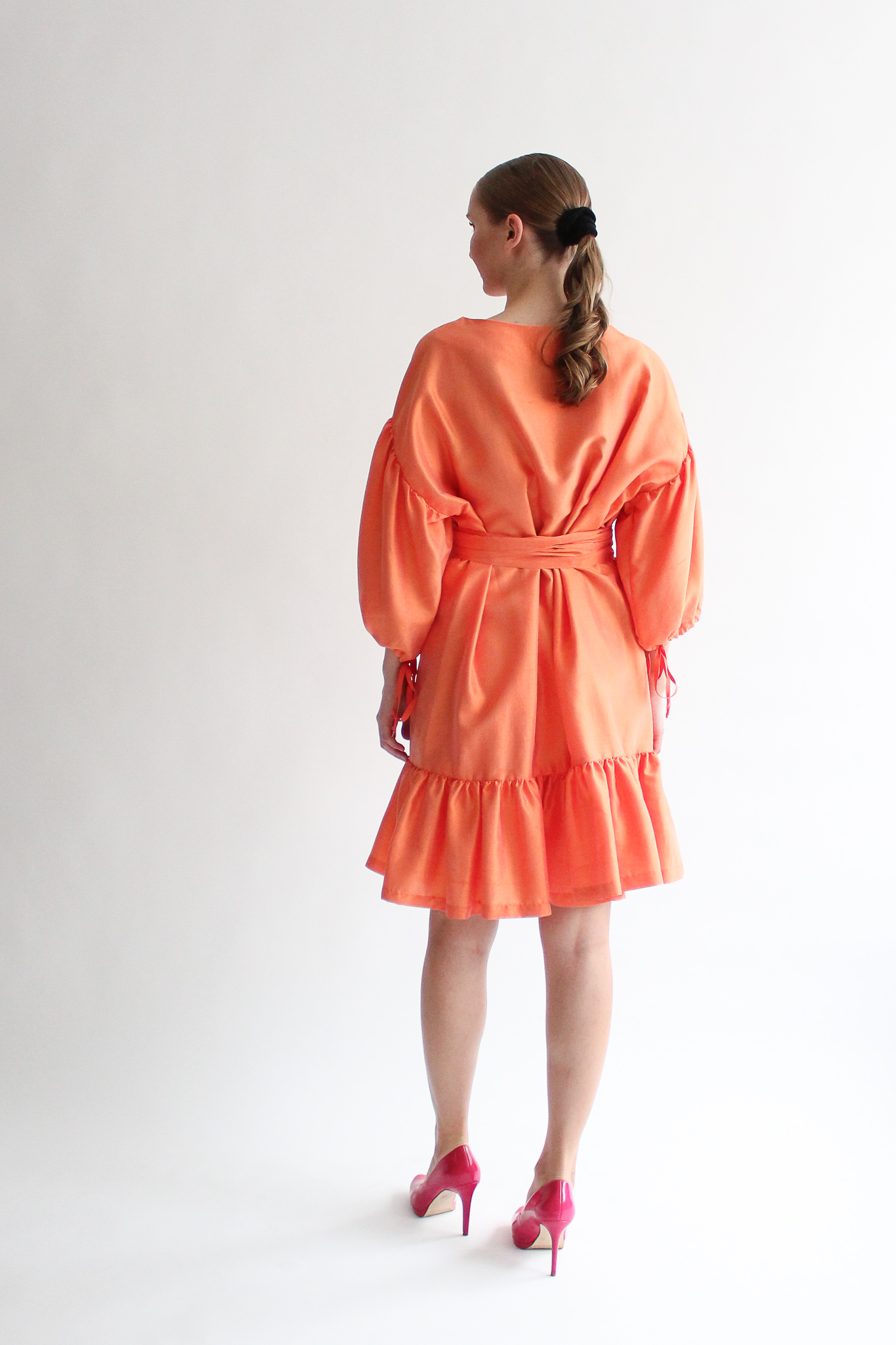 Orange longer 100 % silk puff sleeve dress - Image 3