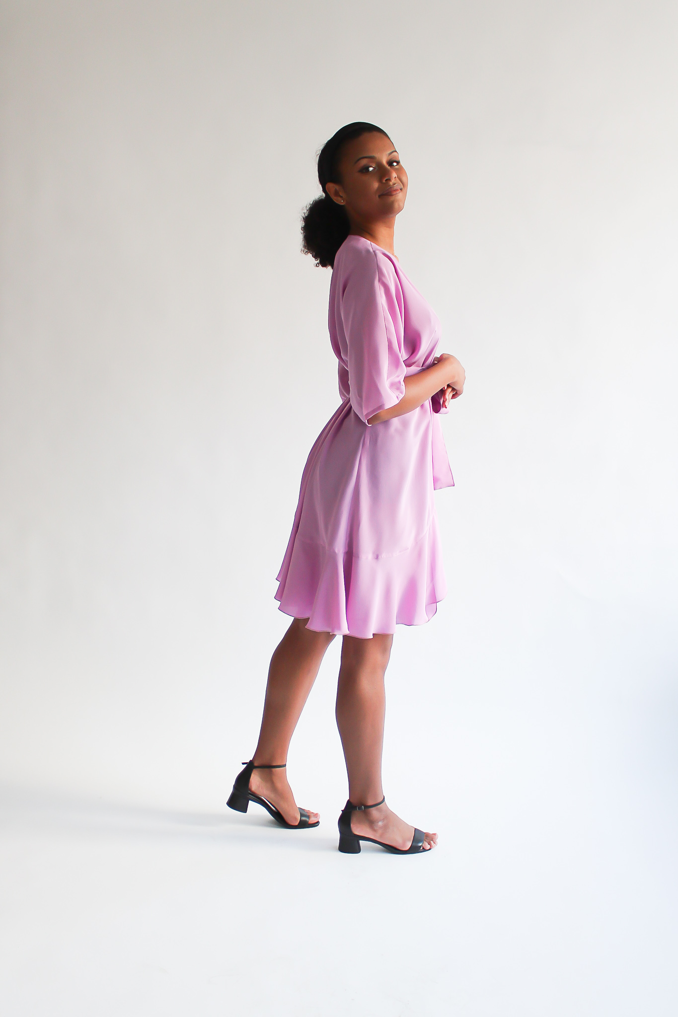 UNIQUE light pink 100 % silk mini frill wrap dress - Image 2