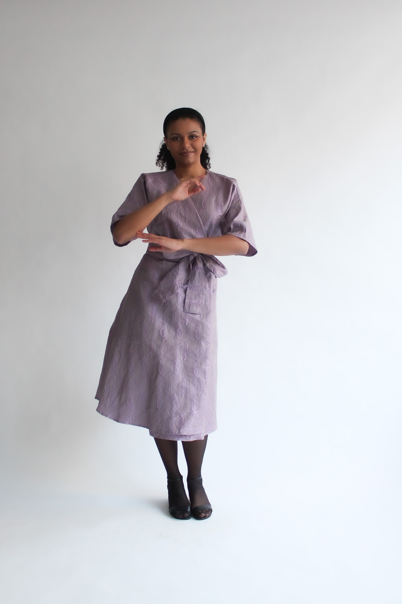 UNIQUE jacquard lilac midi wrap dress - Image 3