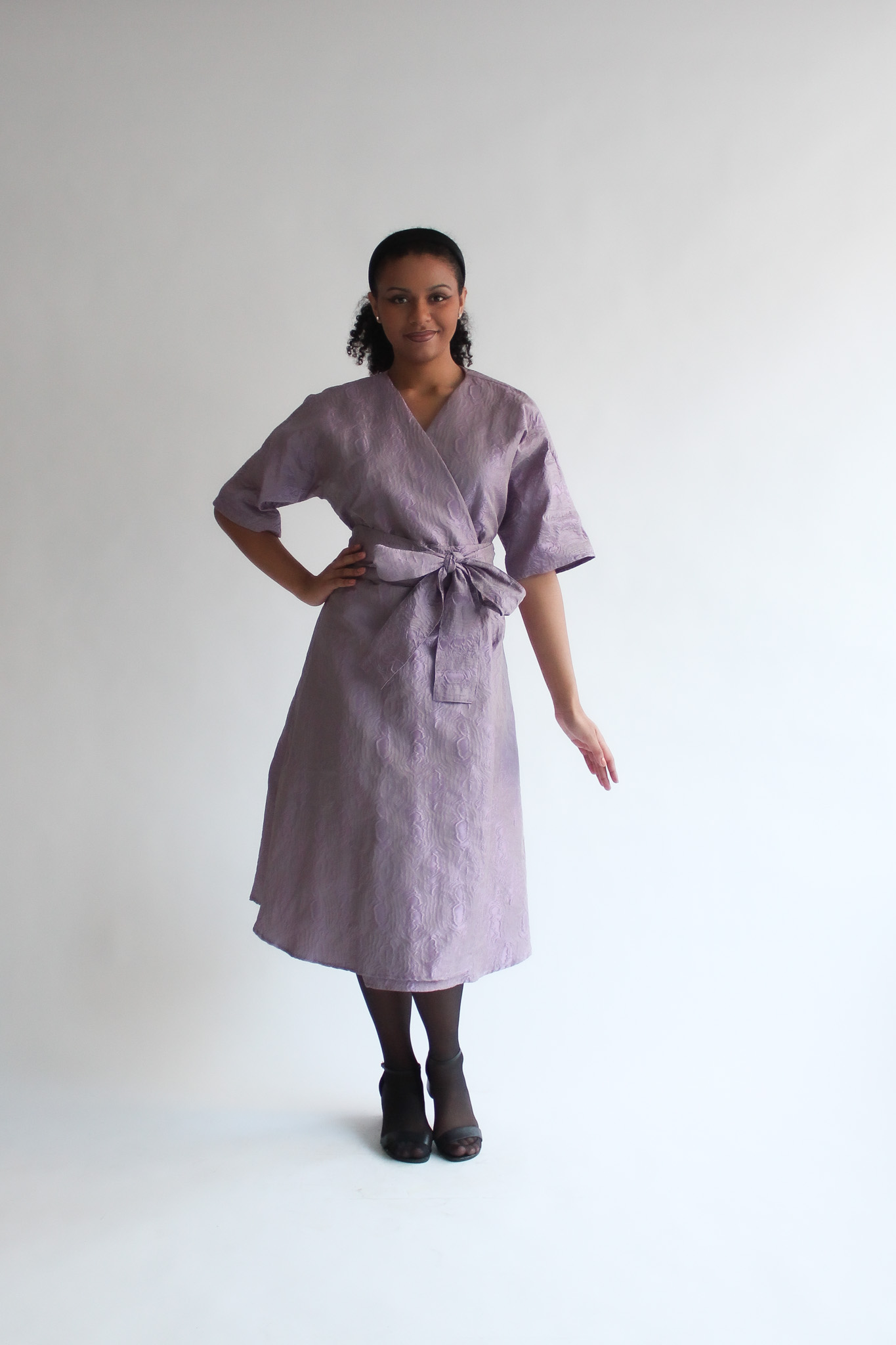 UNIQUE jacquard lilac midi wrap dress - Image 8