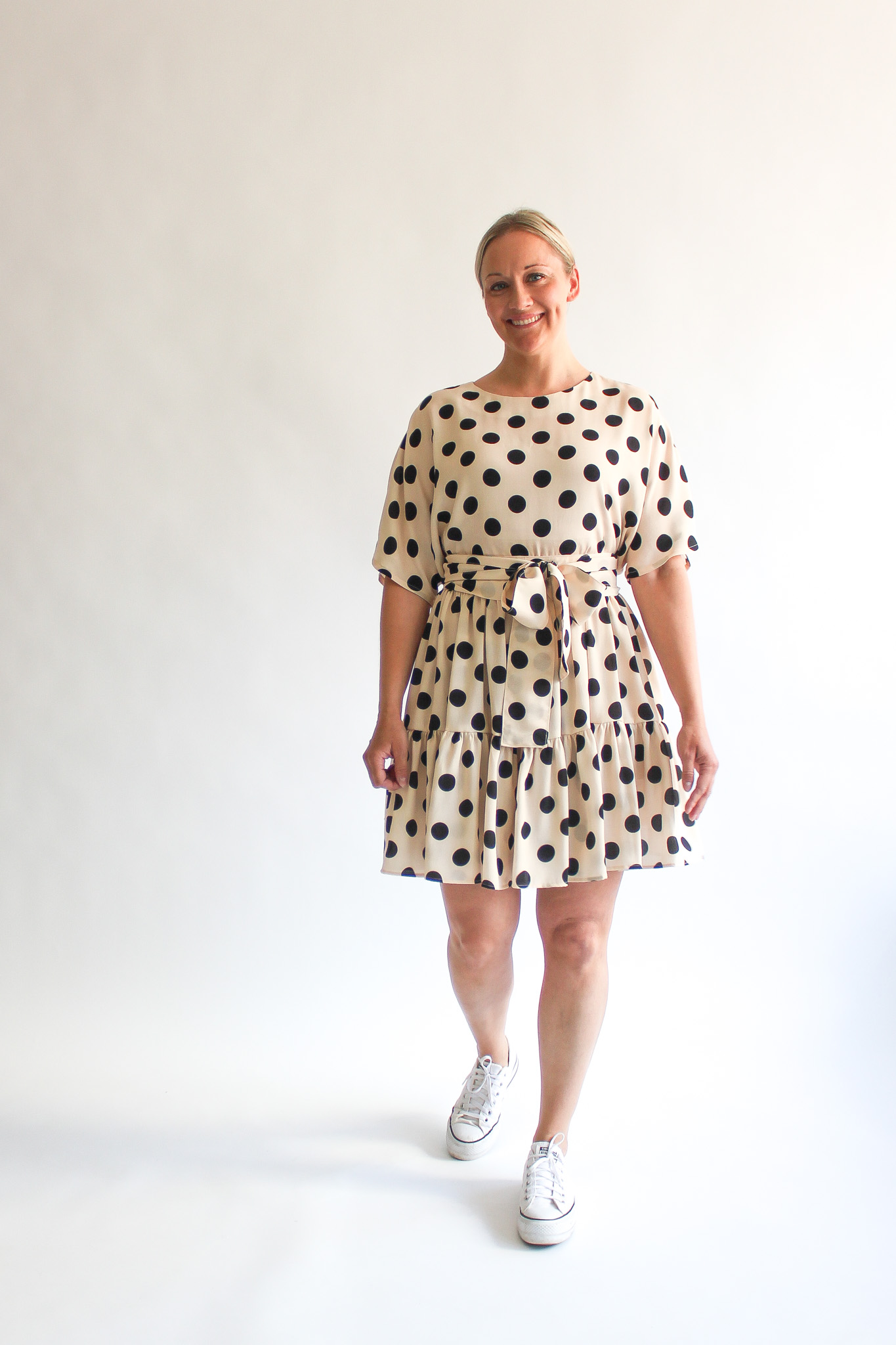 A pois crema e nero viscose double ruffle wrap dress