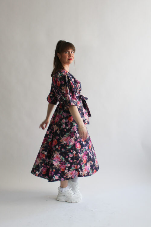 Blu scuro fiori cotone midi wrap dress