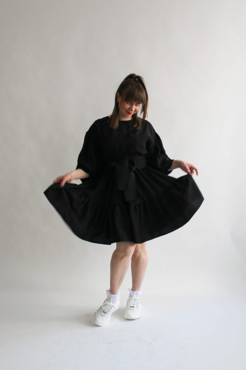 Nero viscosa puff sleeve double ruffle dress