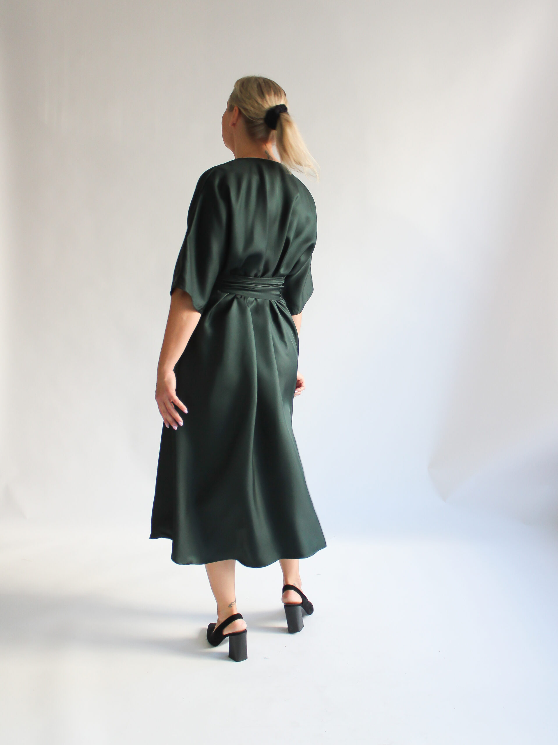 Verde scuro 100 % silk midi wrap dress - Image 3
