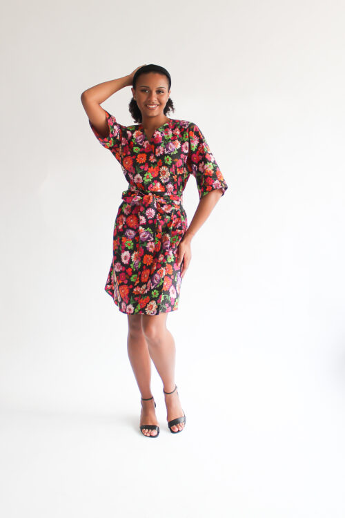 Fiore fucsia e nero cotton mini wrap dress
