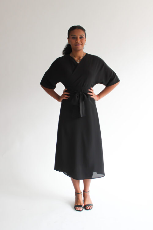 Nero 100 % silk midi wrap dress