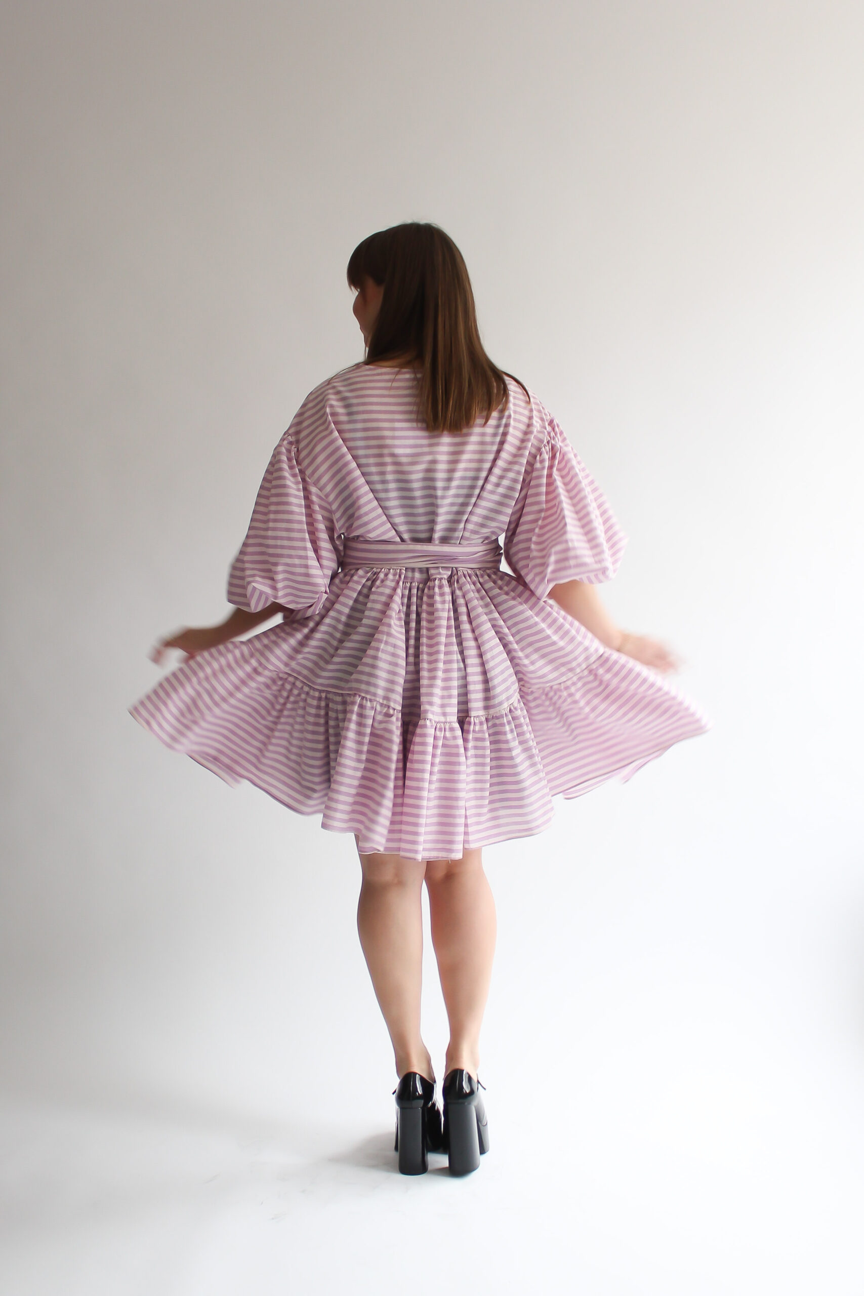 Righe viola puff sleeve double ruffle dress - Image 5