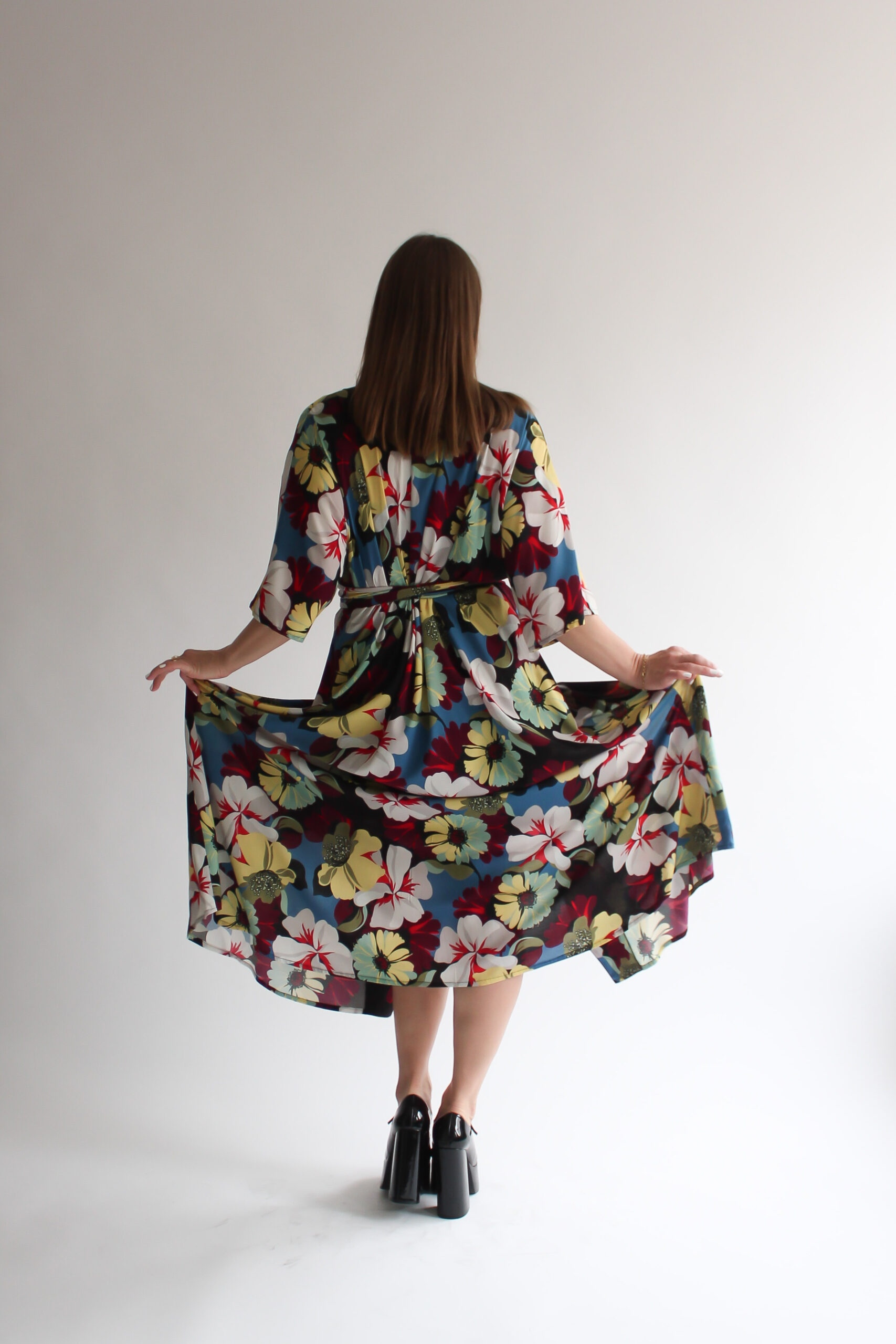 Fiore scuro maxi wrap dress - Image 9