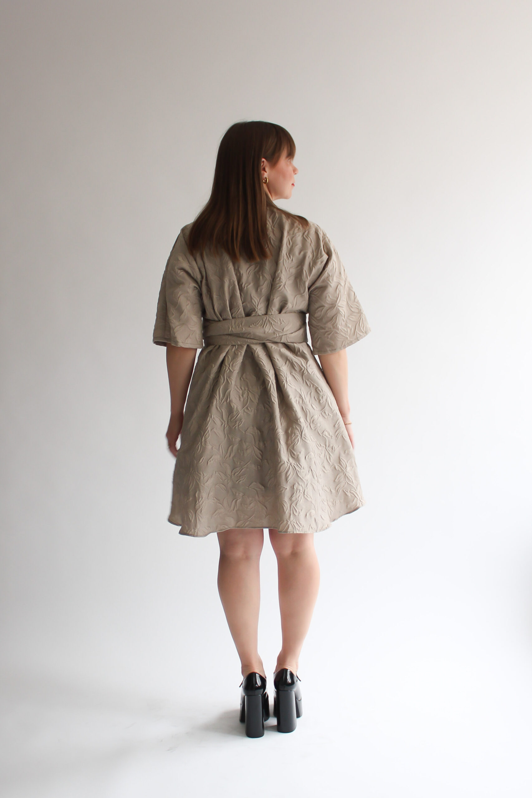 Foglia beige mini wrap dress - Image 9