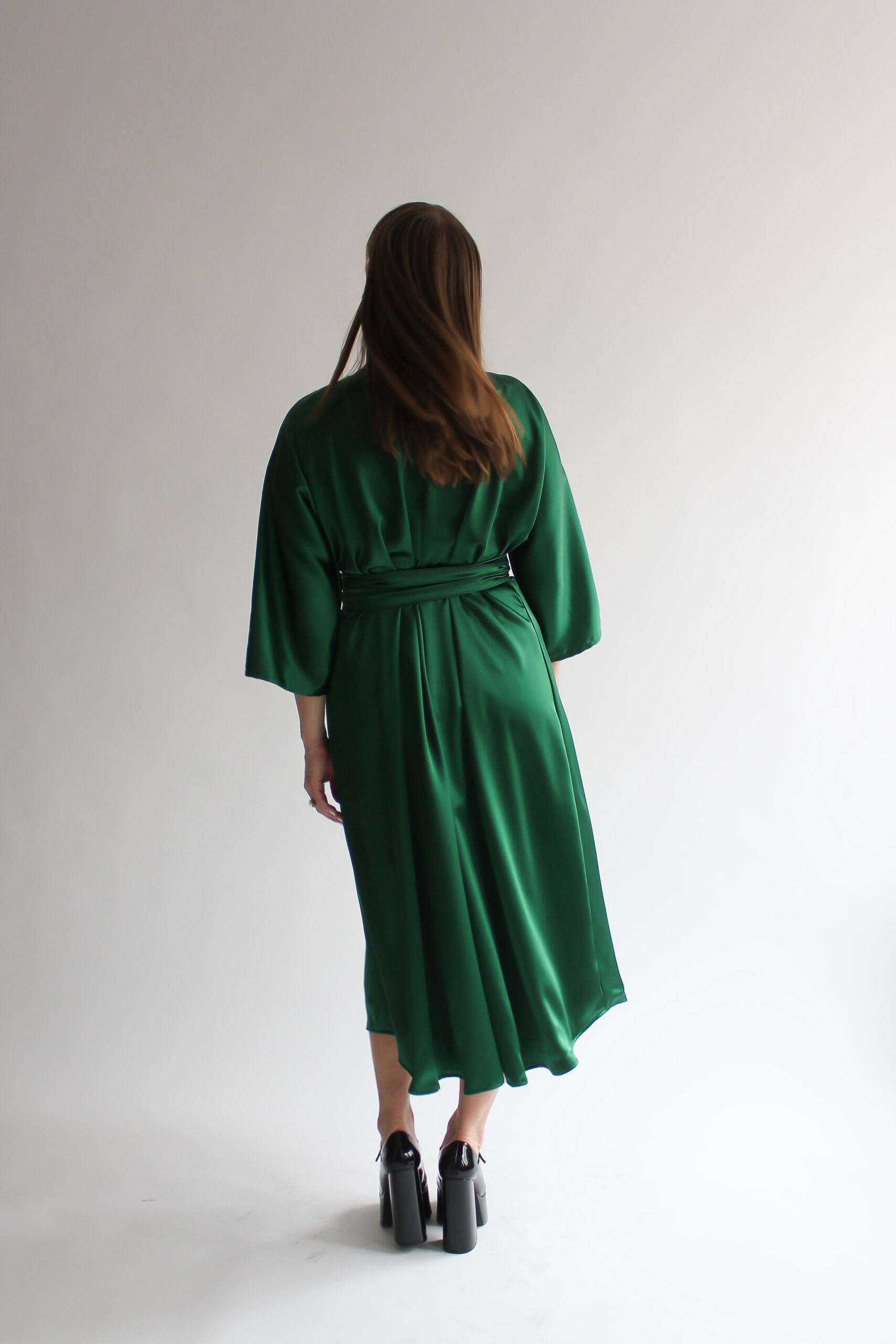 Verde lucido 100 % silk midi wrap dress - Image 8