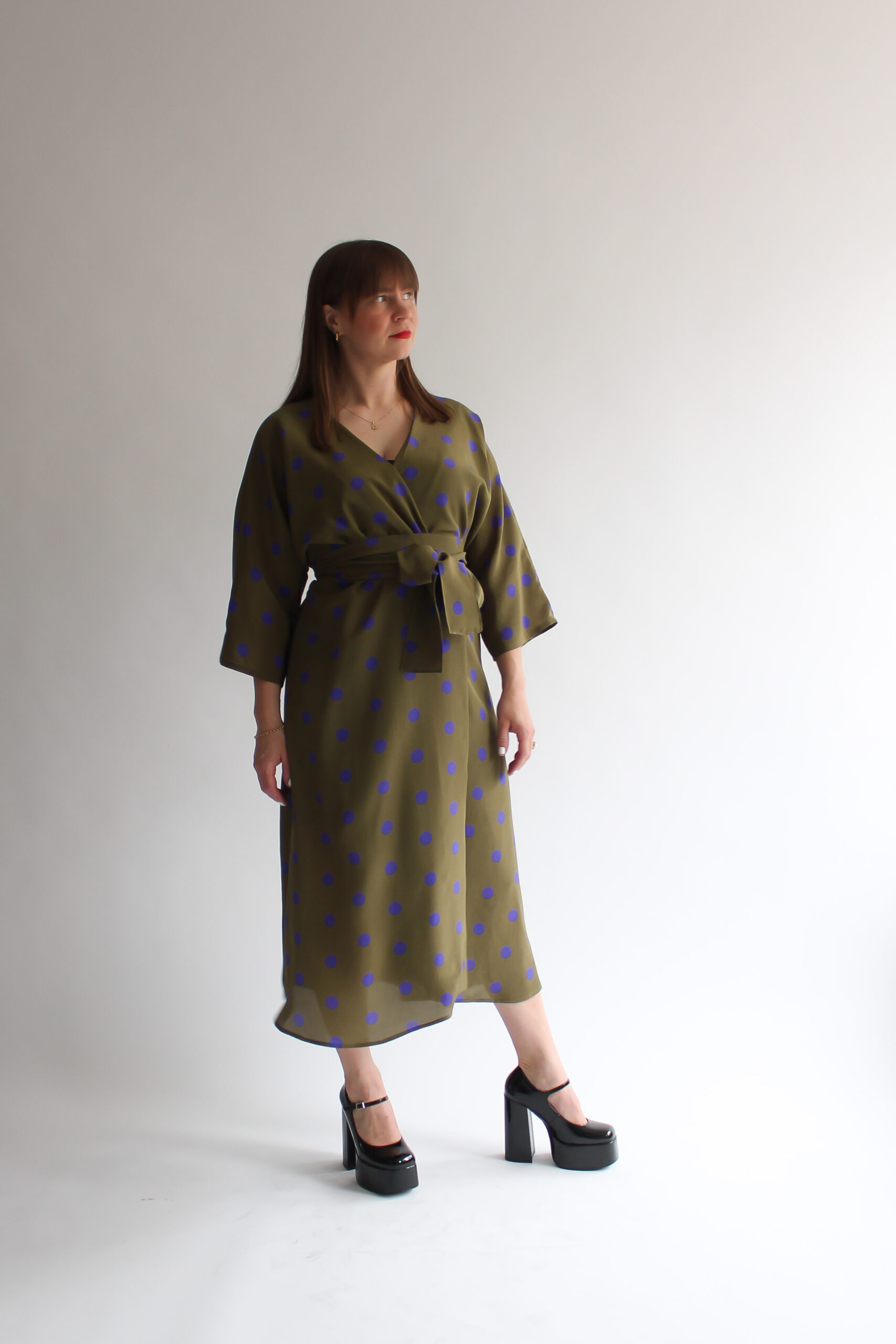 A pois verde e viola 100 % silk midi wrap dress - Image 3