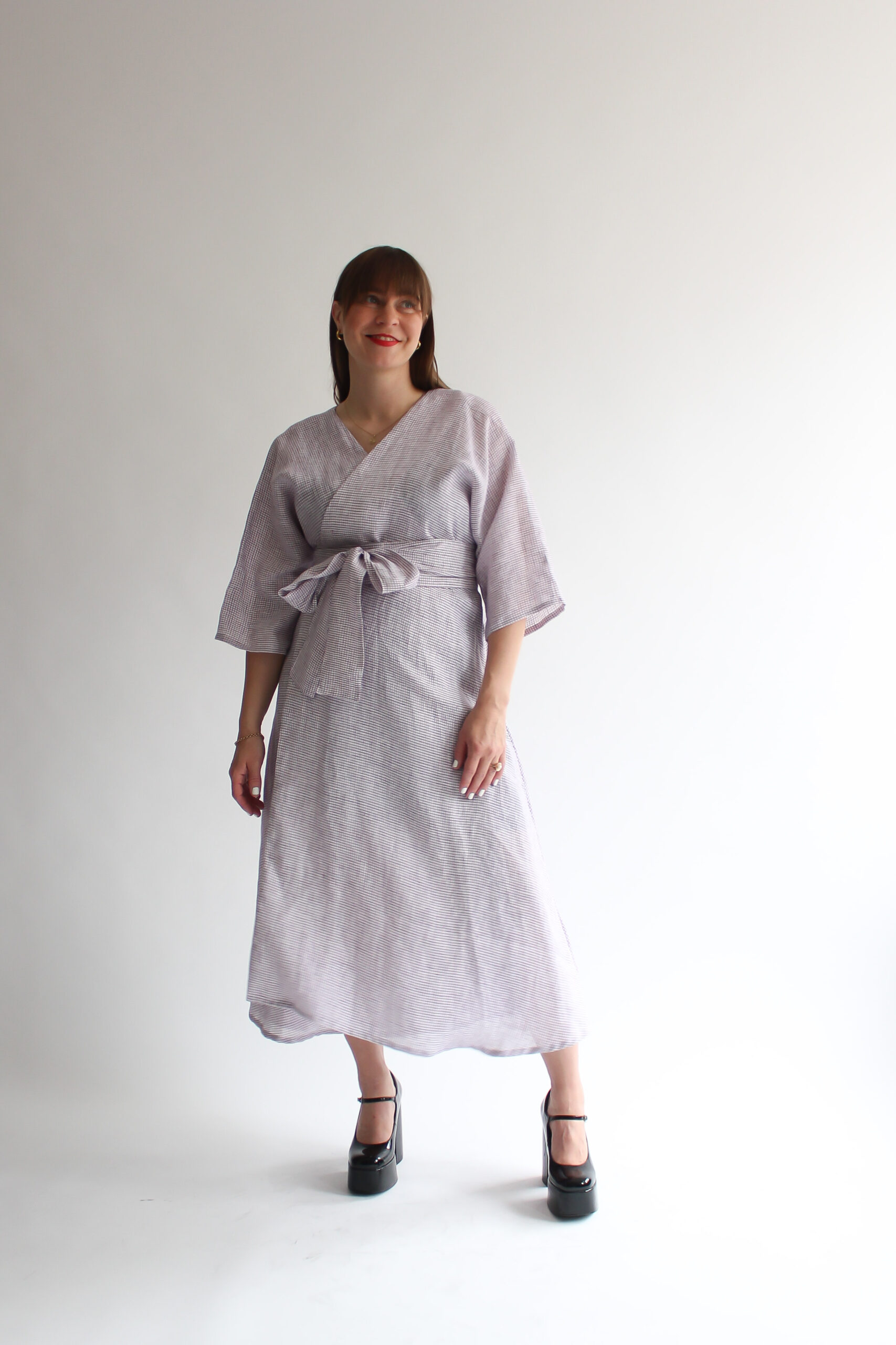 Rurale linen midi wrap dress - Image 2