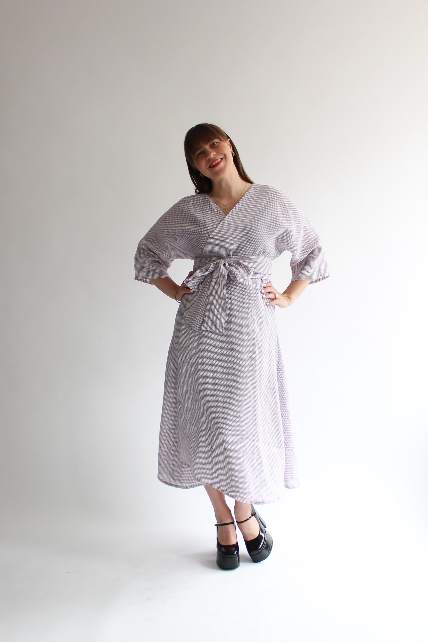 Rurale linen midi wrap dress - Image 5