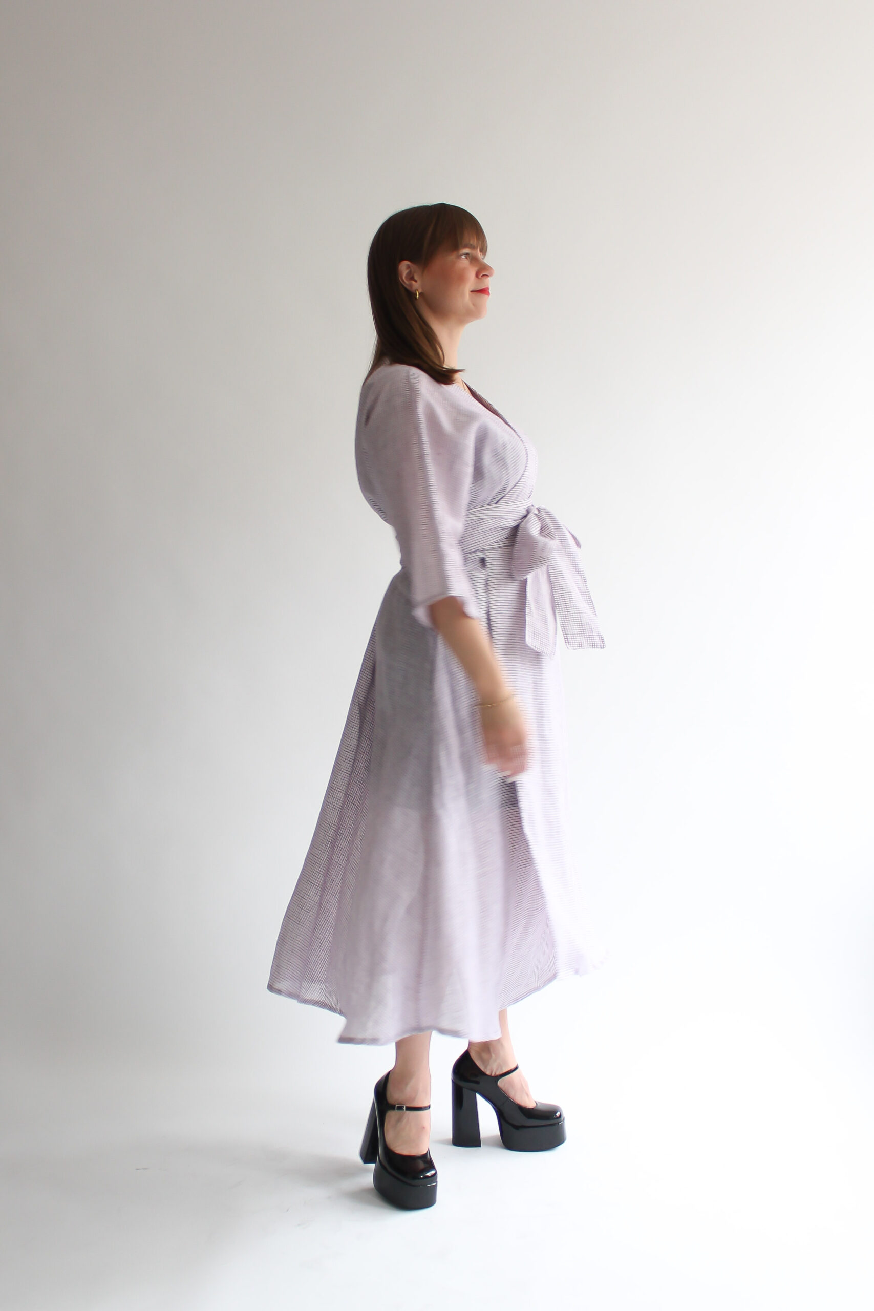 Rurale linen midi wrap dress - Image 6