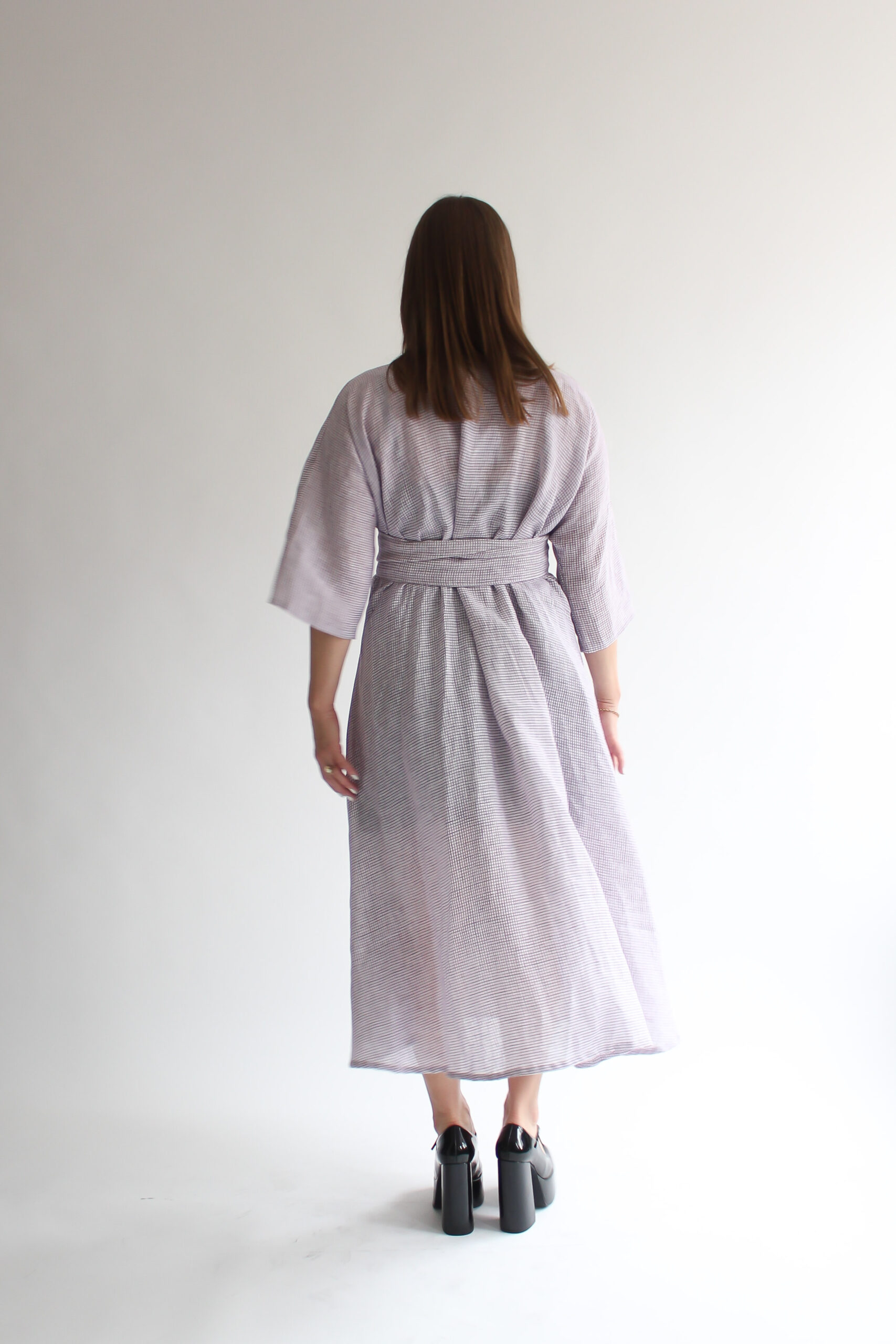 Rurale linen midi wrap dress - Image 7