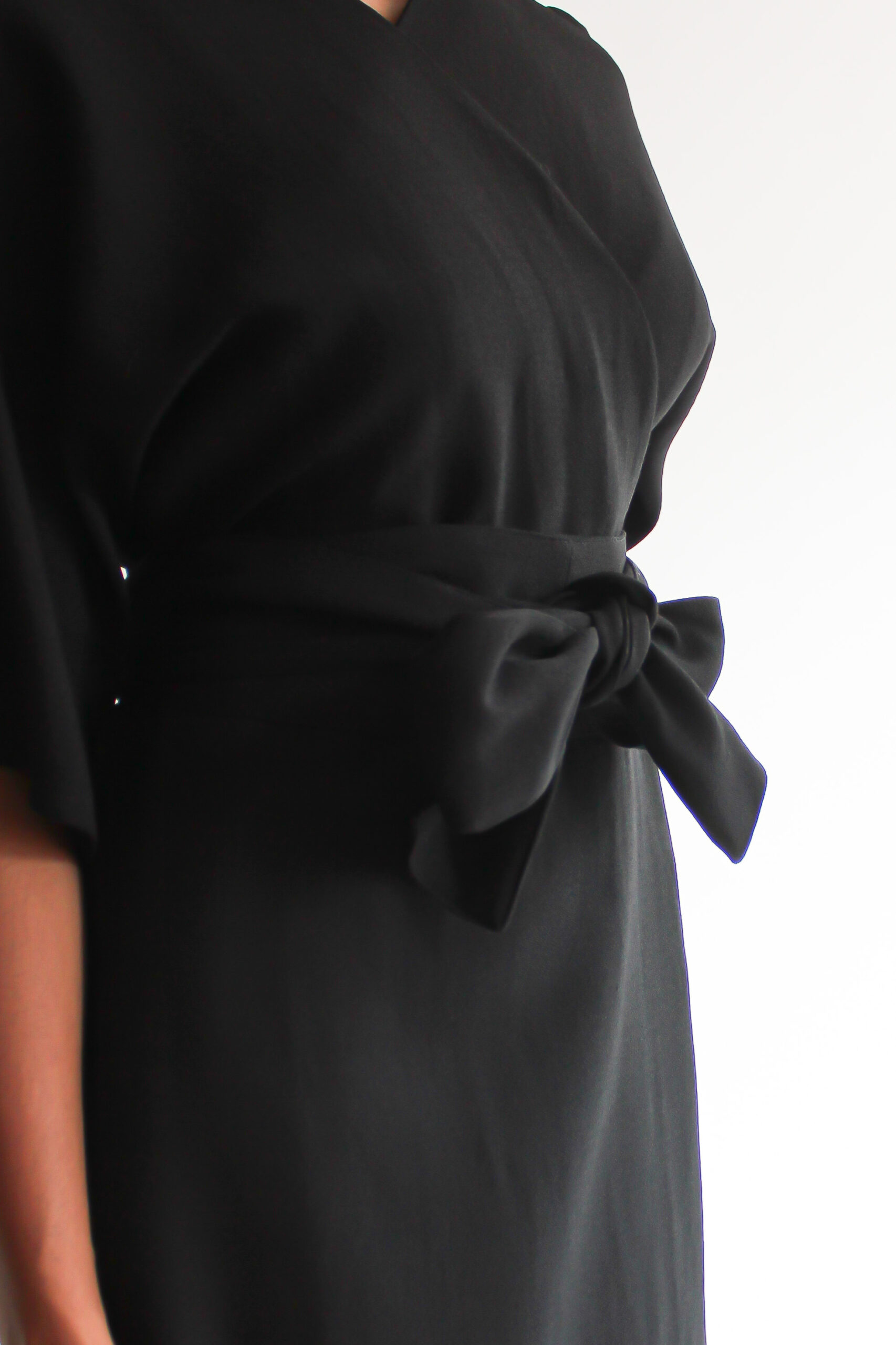 Nero wool-viscose midi wrap dress - Image 5