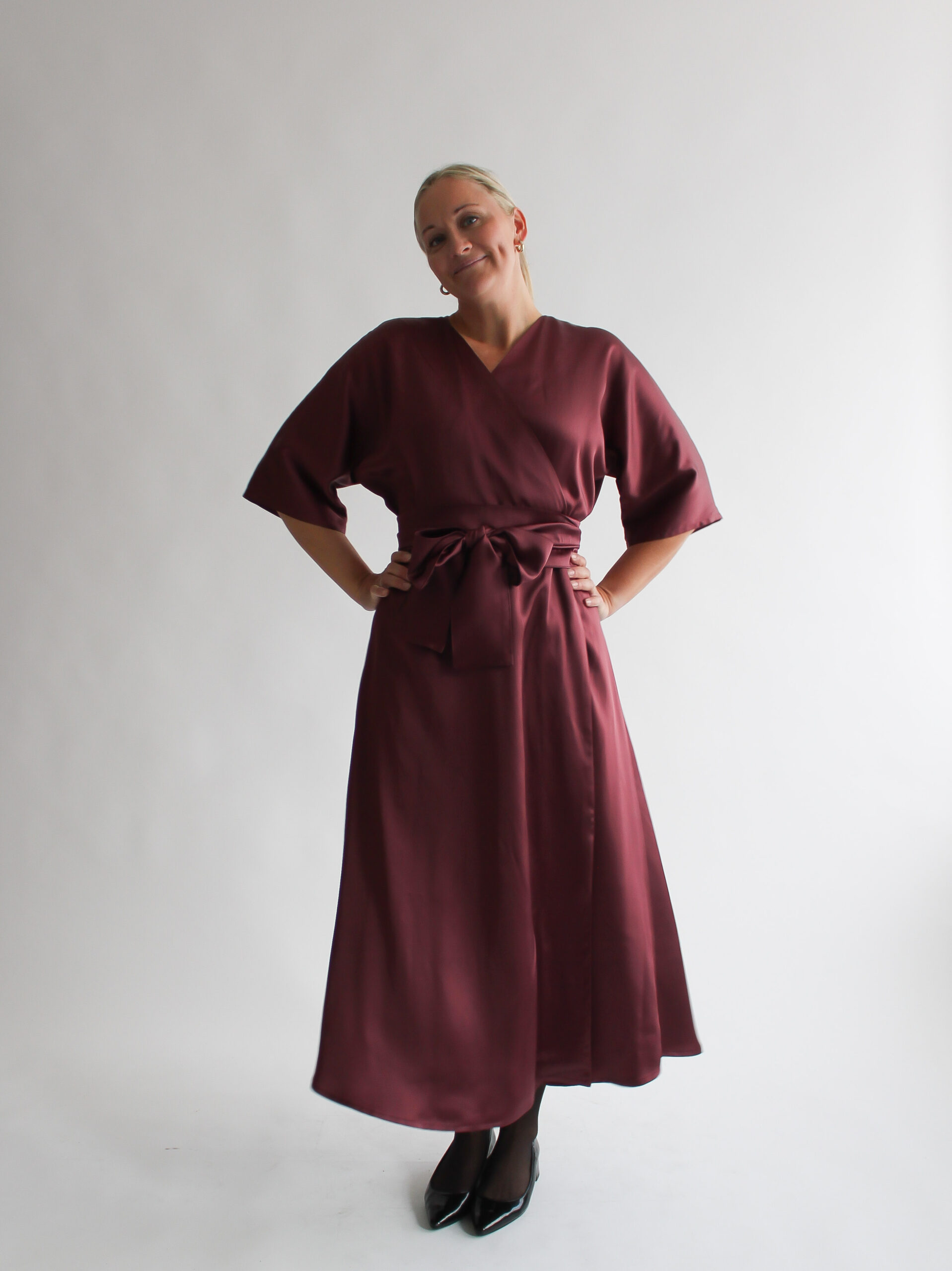 Borgogna lucida maxi wrap dress - Image 4