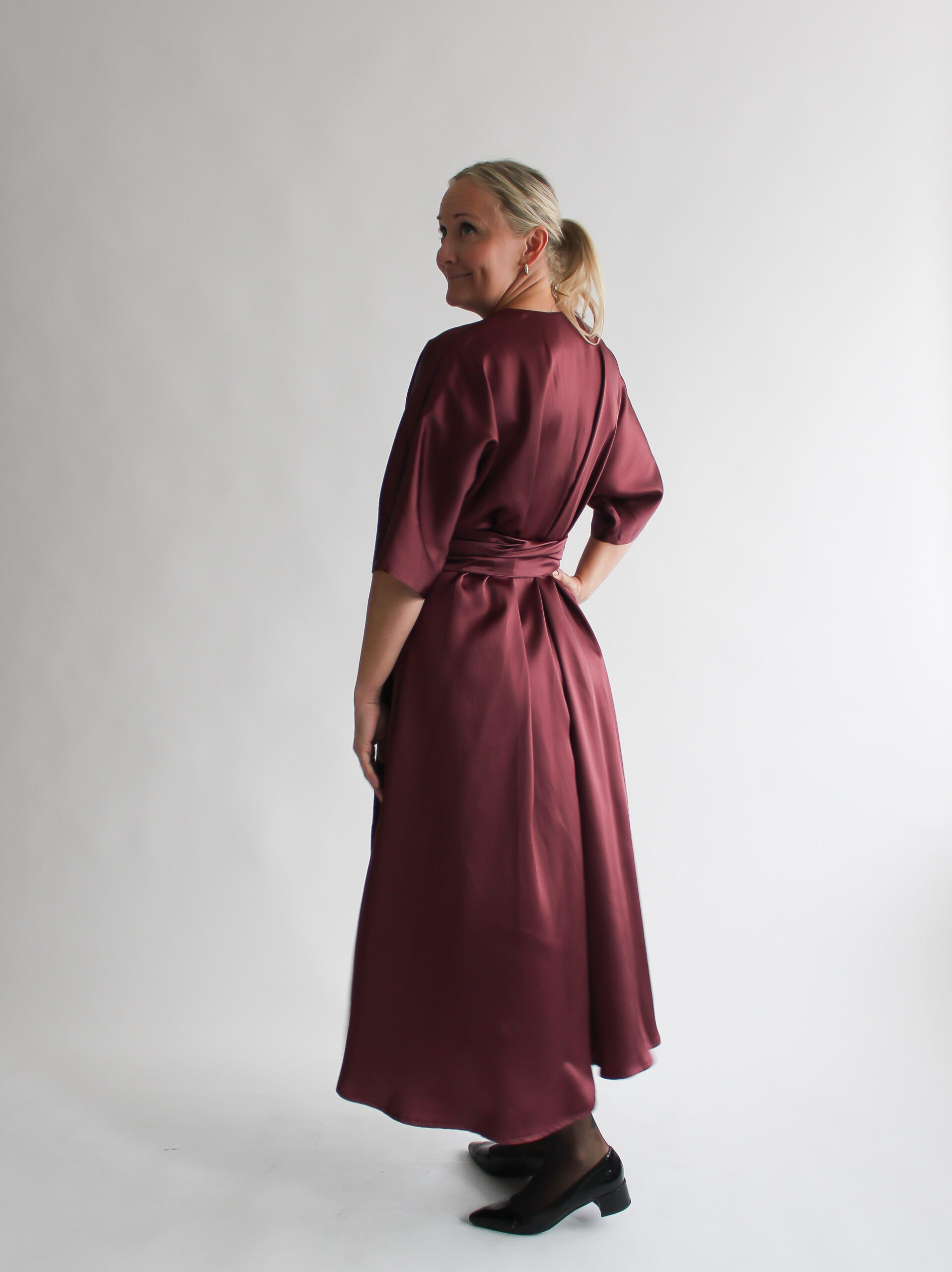 Borgogna lucida maxi wrap dress - Image 5