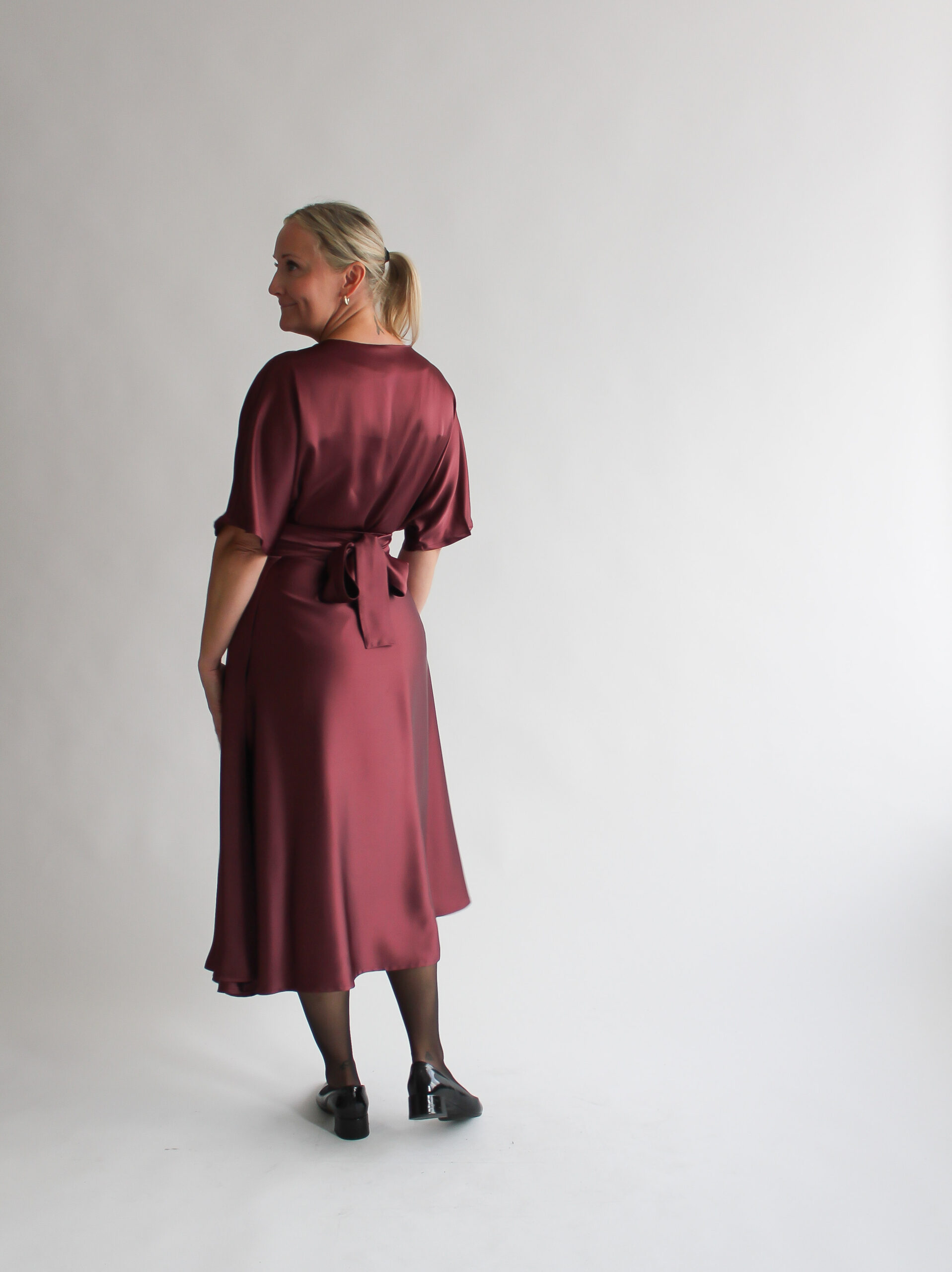 Borgogna lucida shirt + midi skirt combo - Image 4