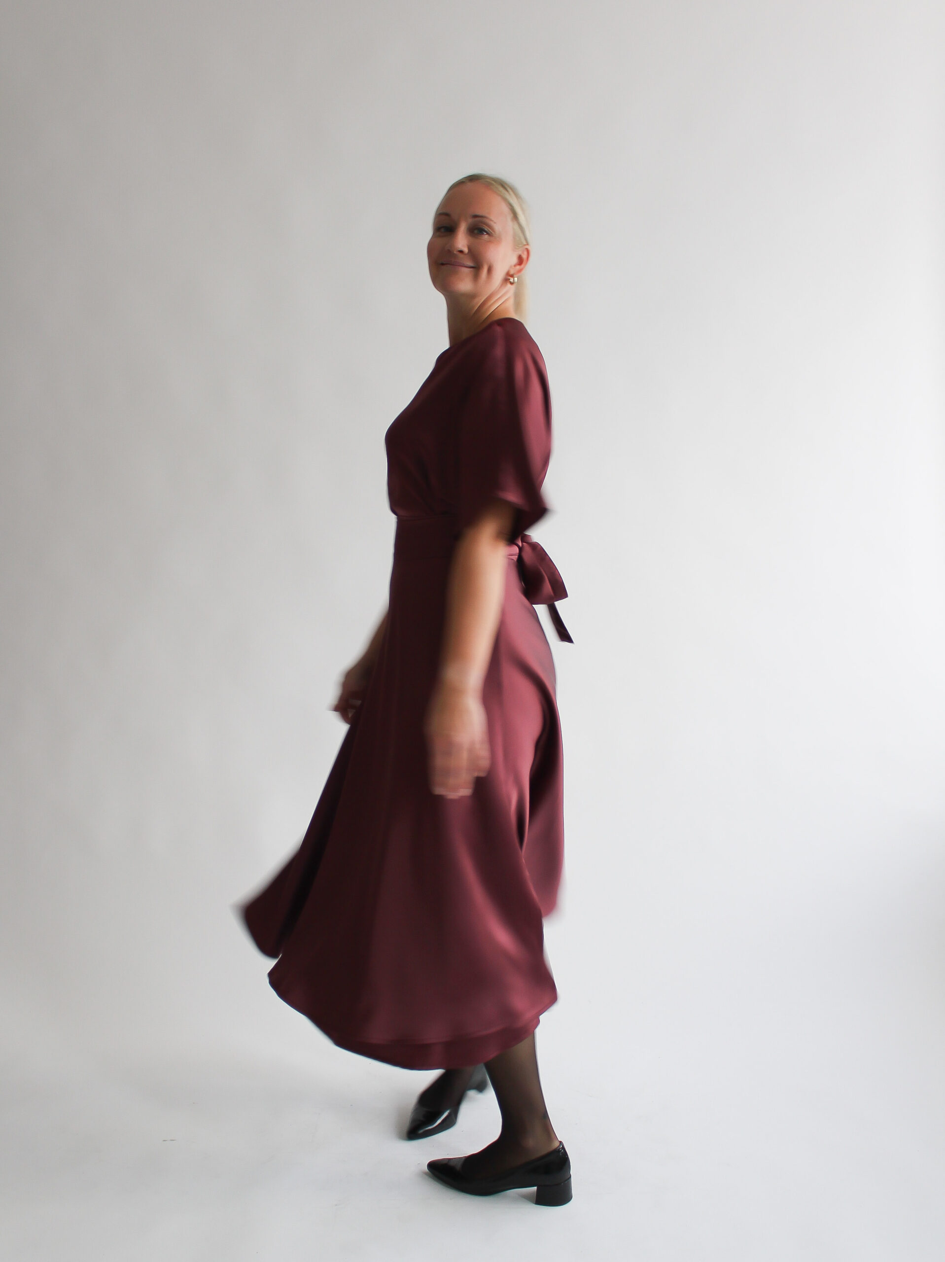 Borgogna lucida shirt + midi skirt combo - Image 6