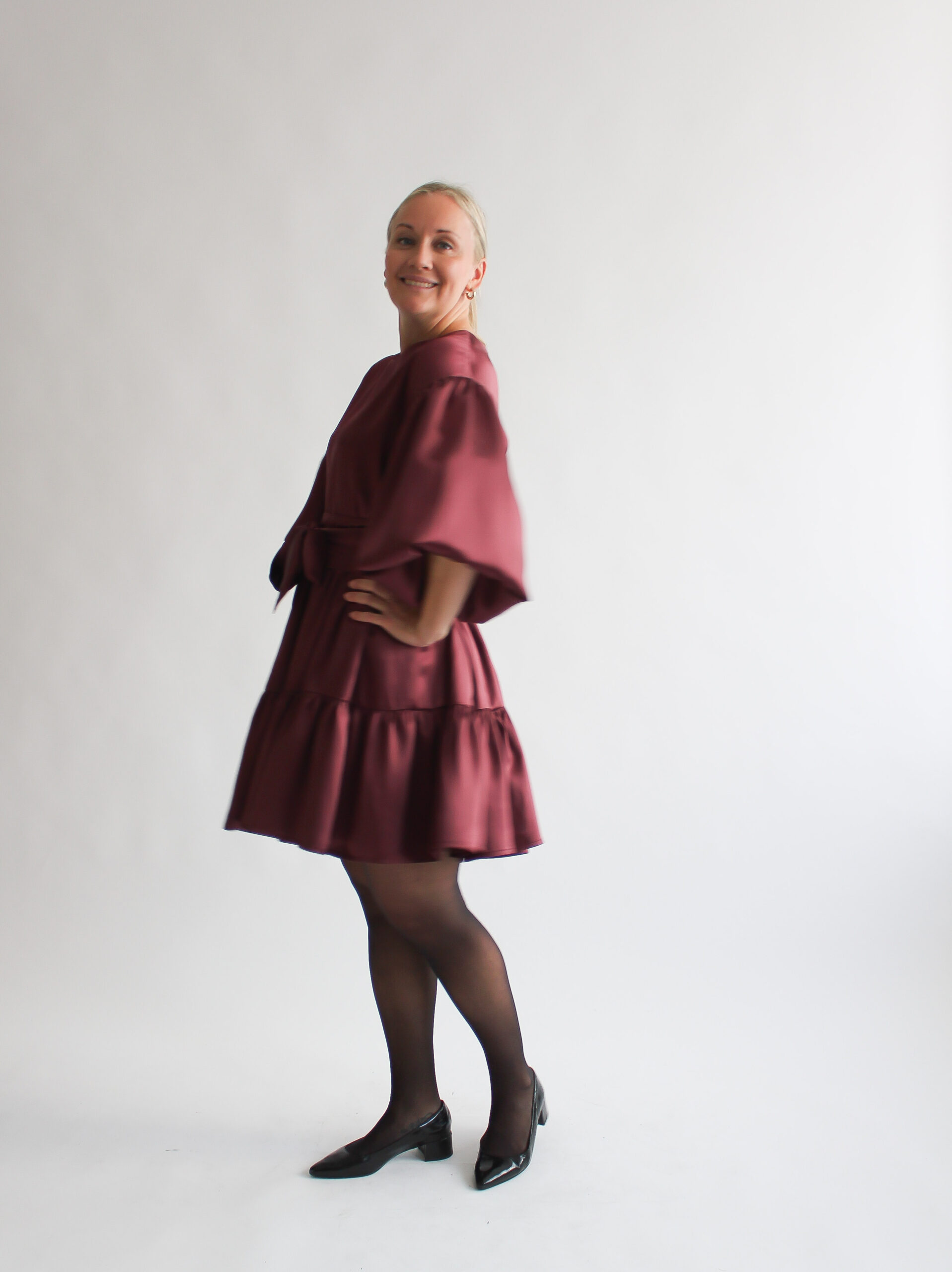 Borgogna lucida puff sleeve double ruffle dress - Image 6